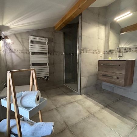 L'Auberge De Montsalier Luaran gambar